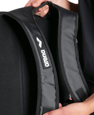 Mochila Urbana, Colegial y Deportiva para Natación Arena Spiky III Backpack 45L